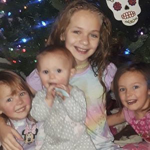 Meet your Posher, Vada